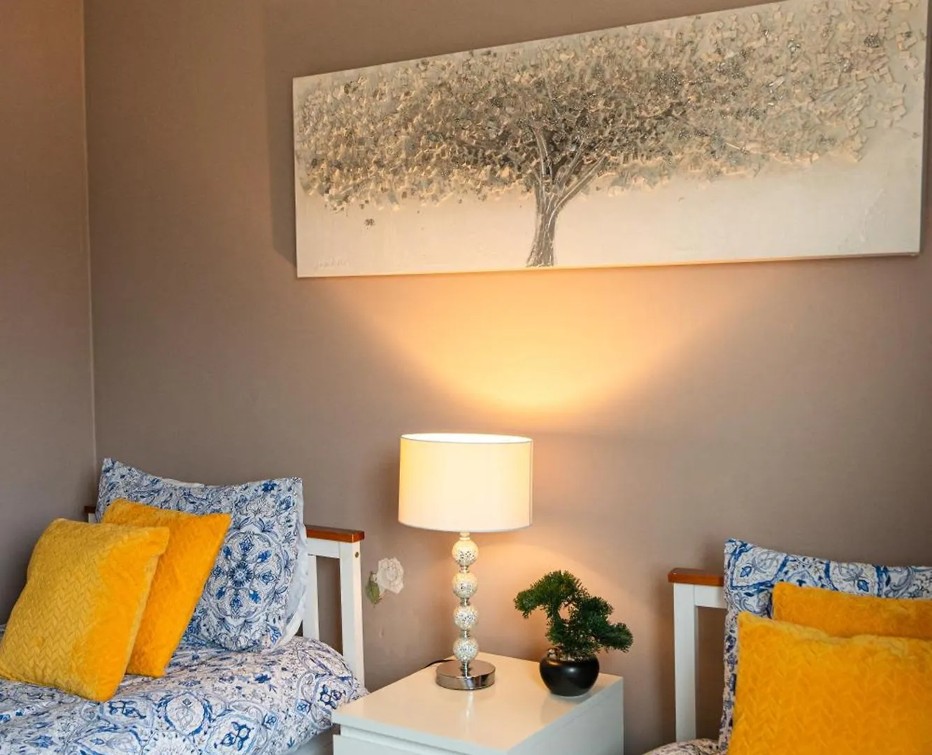 Guest house Cozy 3 Bedroom House Near Ari And City Centre, Ab16, Wifi, Parking, Netflix, Pet - Friendly Aberdeen