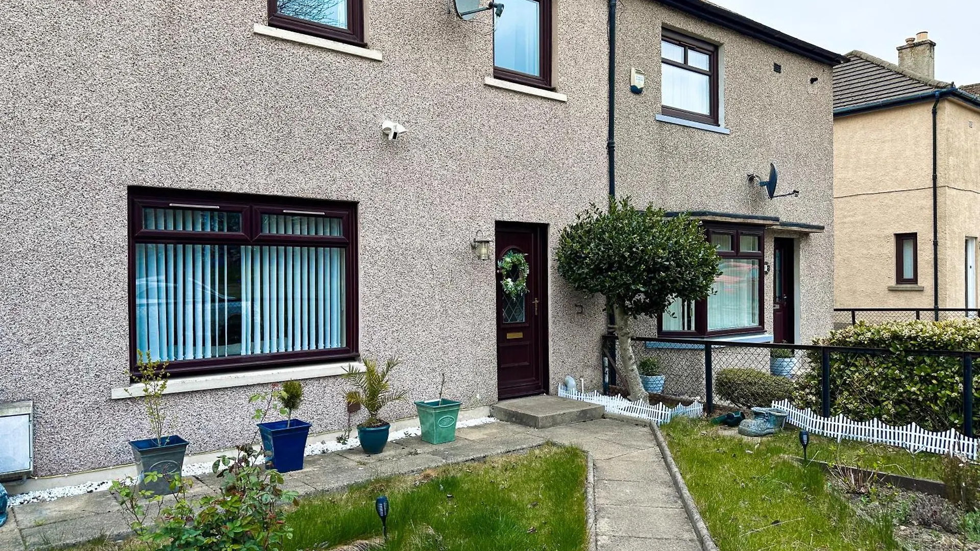 Cozy 3 Bedroom House Near Ari And City Centre, Ab16, Wifi, Parking, Netflix, Pet - Friendly Aberdeen 0*,  United Kingdom