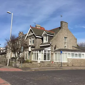 Brentwood Bed & Breakfast