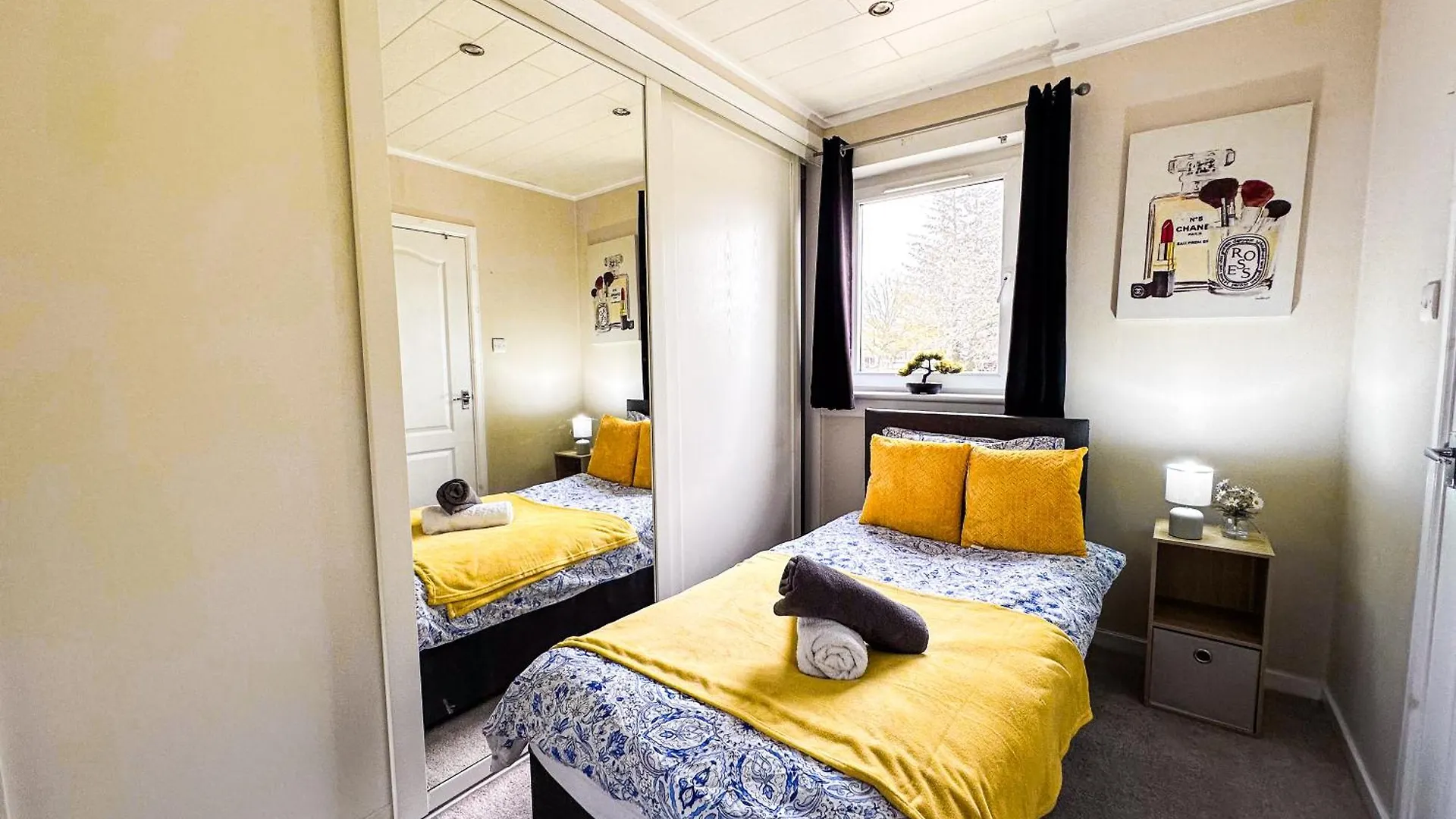 Cozy 3 Bedroom House Near Ari And City Centre, Ab16, Wifi, Parking, Netflix, Pet - Friendly Aberdeen 0*,